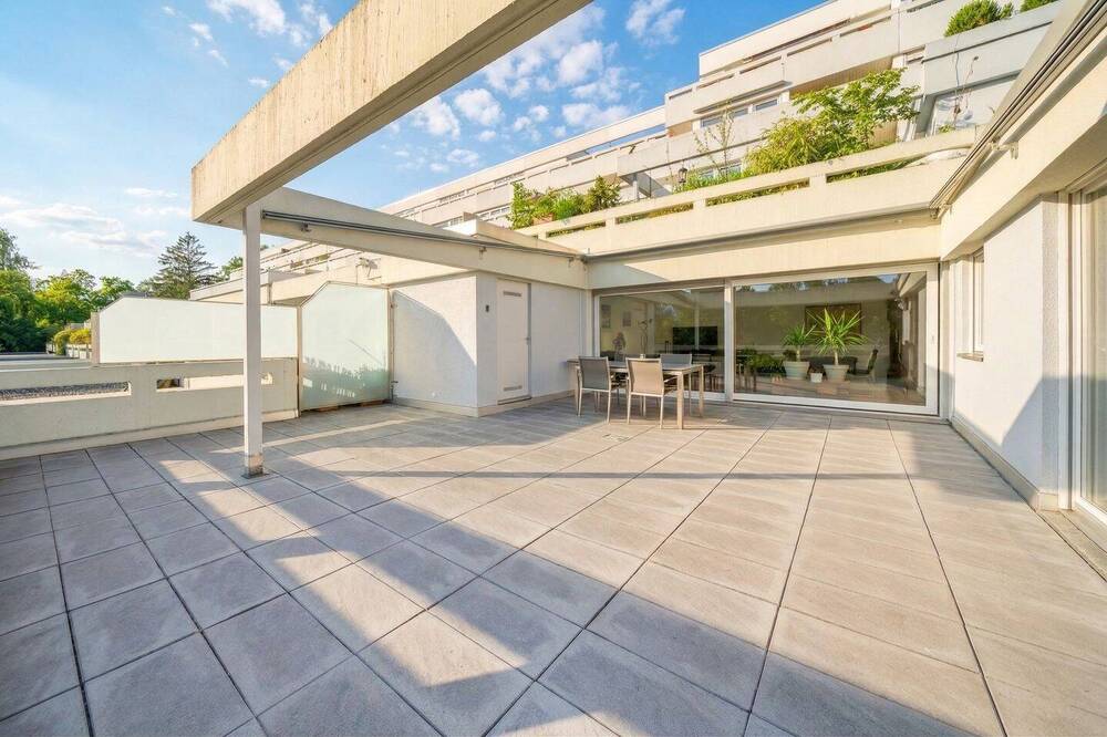 Thumbnail-Haus im Haus: Attraktive 3-Zimmer Terrassenwohnung mit Garage, Stellplatz und großer Terrasse