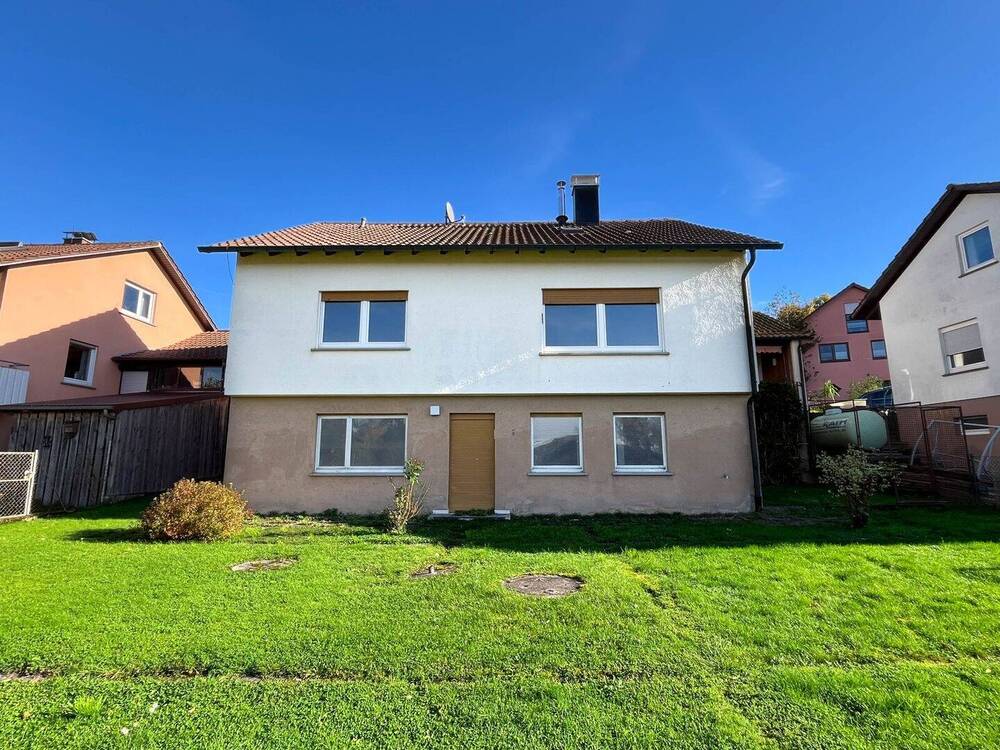 Thumbnail-Einfamilienhaus mit Garten & Garage