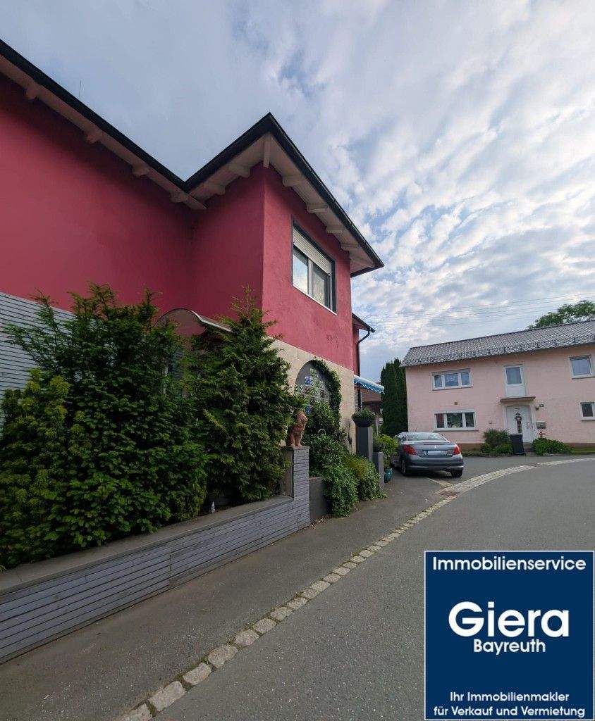 Thumbnail-Großes EFH in sehr ruhiger Dorfgemeinschaft