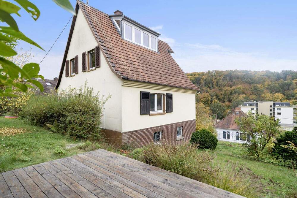 Thumbnail-Charmantes Einfamilienhaus in sonniger Hanglage mit Blick