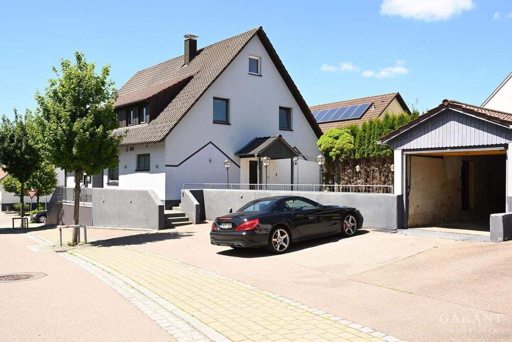 Thumbnail-Attraktives Wohn- und Gewerbehaus in zentraler Lage mit Gaststätte!