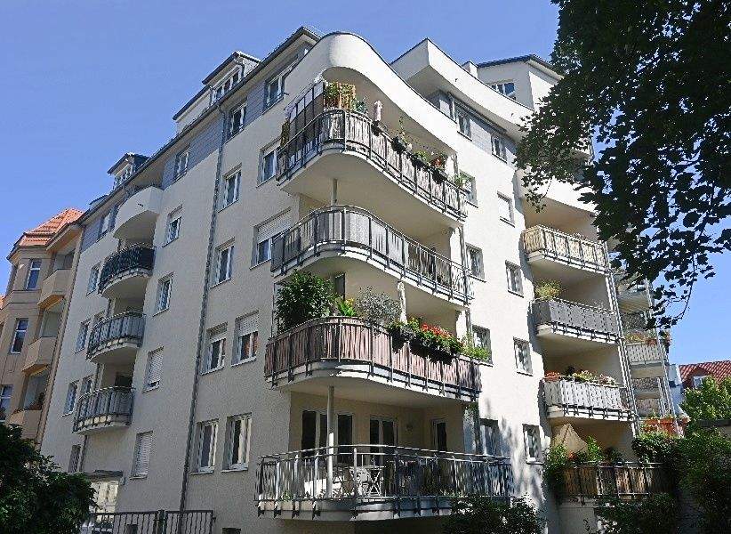 Thumbnail-Zentrumsnahe Wohnung mit großem Balkon, Lift und Stellplatz
