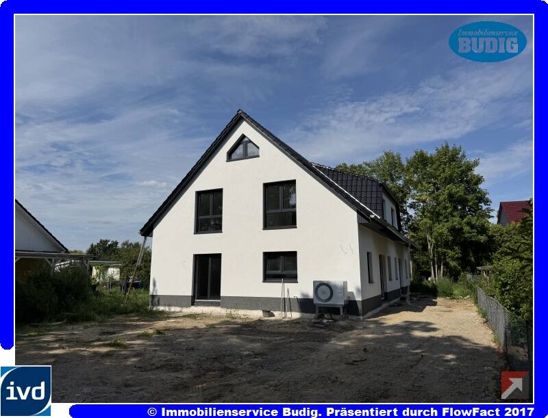 Gesamtansicht des Doppelhauses