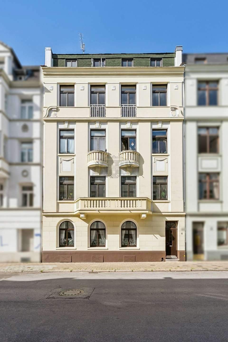 Thumbnail-Attraktive 3 Zimmer Altbauwohnung beim Frankenberger Viertel