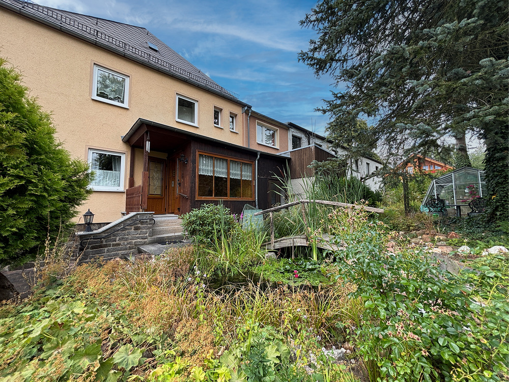 Thumbnail-Charmantes Wohnhaus mit großem Garten und Teich in Oederan