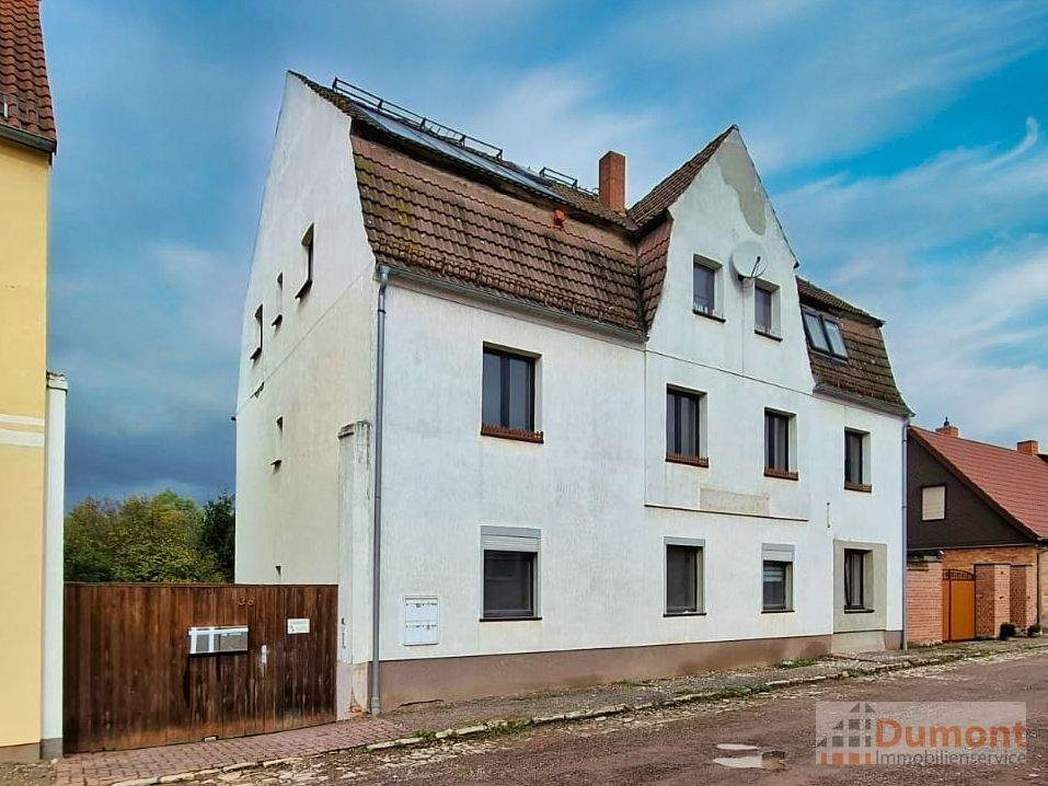 Thumbnail-Vielseitiges Mehrfamilienhaus mit 5 Wohneinheiten, Garten und eigener Zufahrt - großes Potenzial.