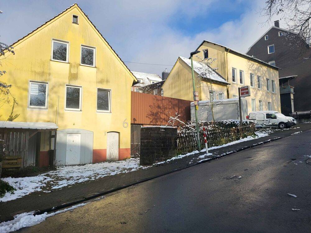 Thumbnail-ZWANGSVERSTEIGERUNG: Gebäudekomplex, Produktionsgebäude u. 2 Gebäude mit Mischnutzung