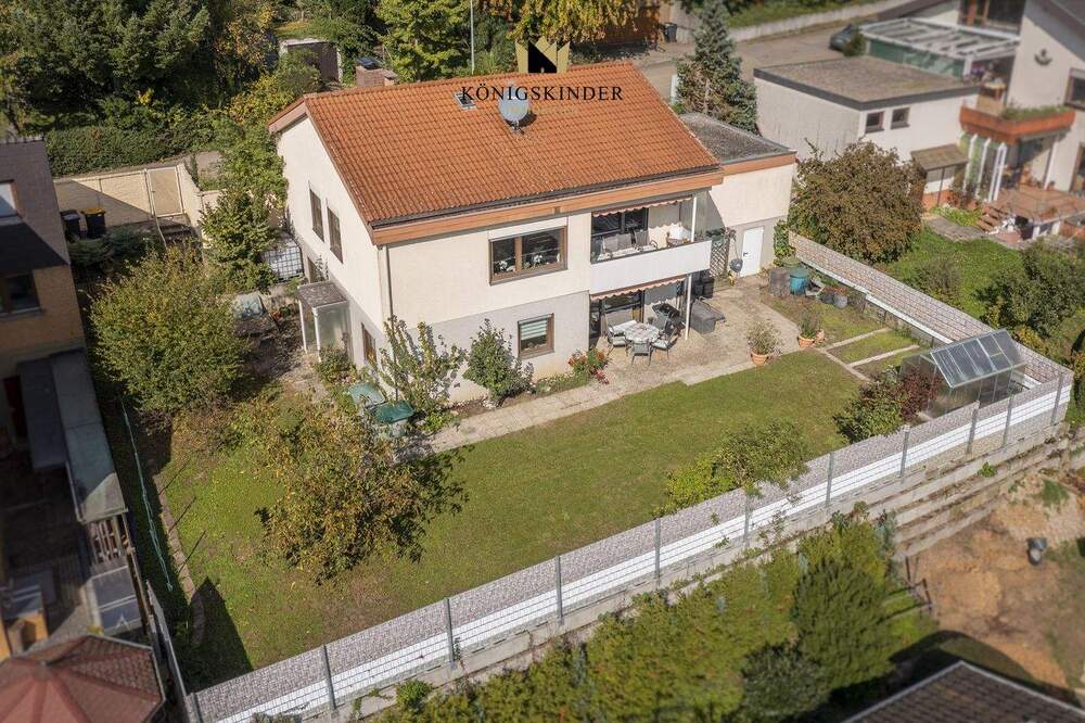 Thumbnail-Albblick garantiert - Einfamilienhaus mit ELW in top Lage