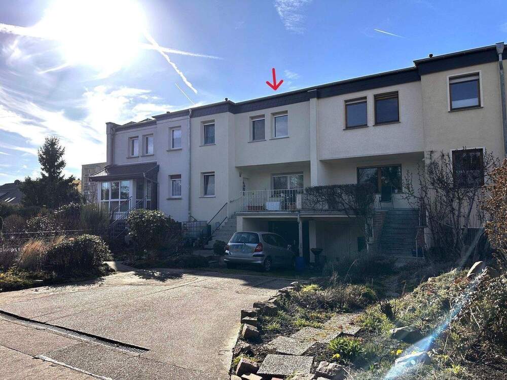 Thumbnail-Neuer Preis ! Schönes Einfamilienhaus – Reihenhaus in der Rosengarten Siedlung von Halle zu verkaufen