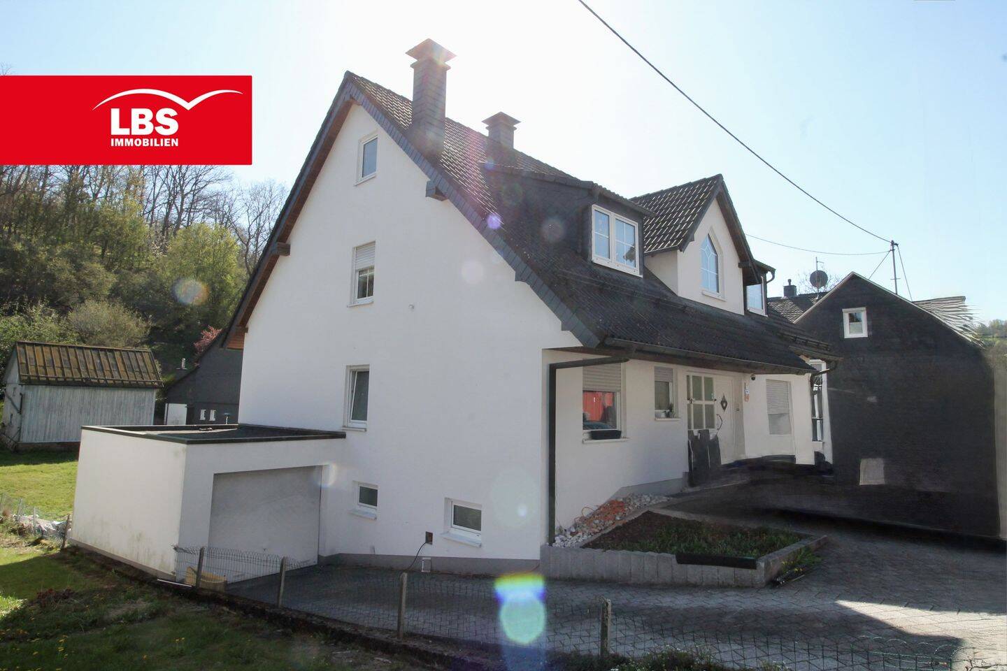 Thumbnail-Zwei Wohneinheiten - ein Zuhause: Flexibles Zweifamilienhaus in Siegen-Trupbach