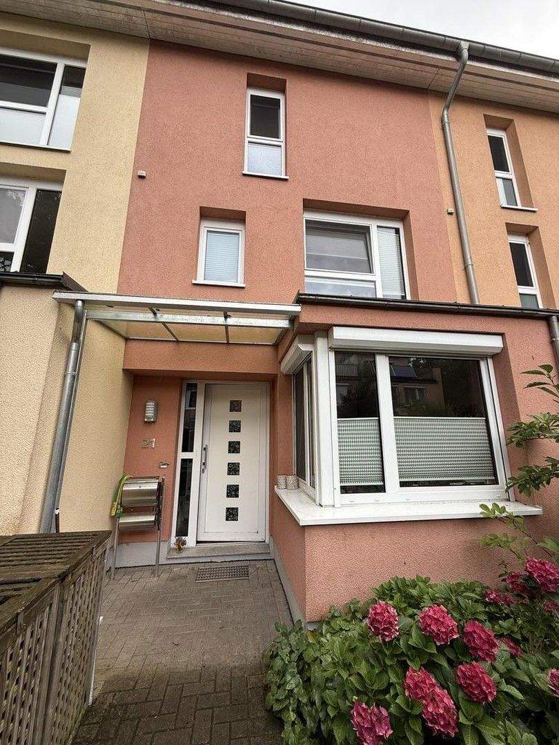 Thumbnail-Reihenhaus in Bremen HornLehesterdeich, 133m², BJ 2011, 2 Parkplätze, sofort bezugsbereit