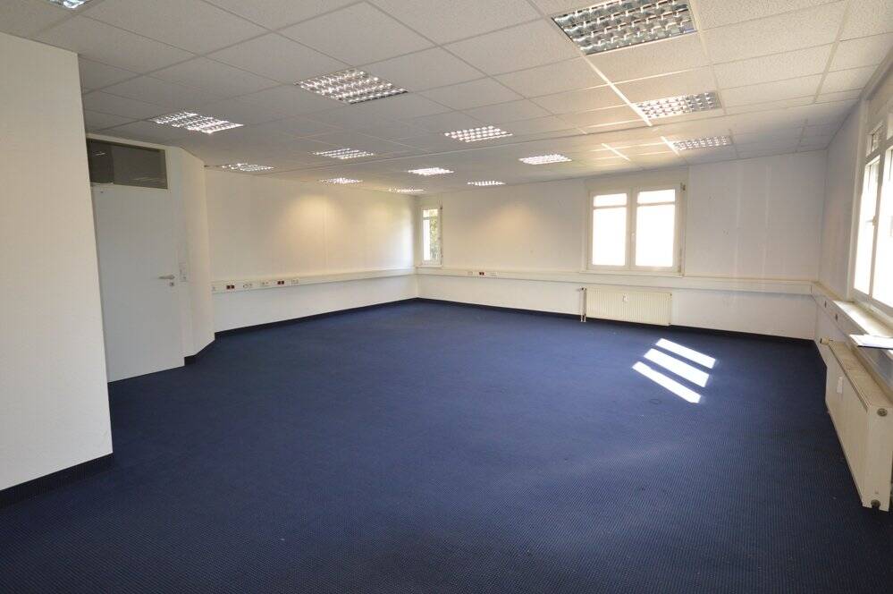 Thumbnail-Helle, freundliche Büroräume vis à vis der Kaiser-Friedrich-Halle! Individuell teilbar!