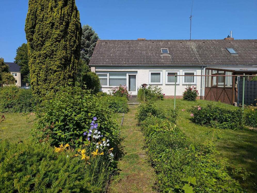 Thumbnail-Gemütliches Haus mit Ausbaumöglichkeit und tollem Garten