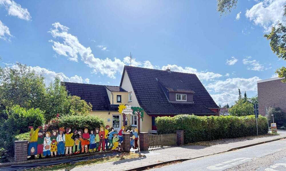 Thumbnail-Langfristig vermietete Immobilie (Kindergarten) zu verkaufen