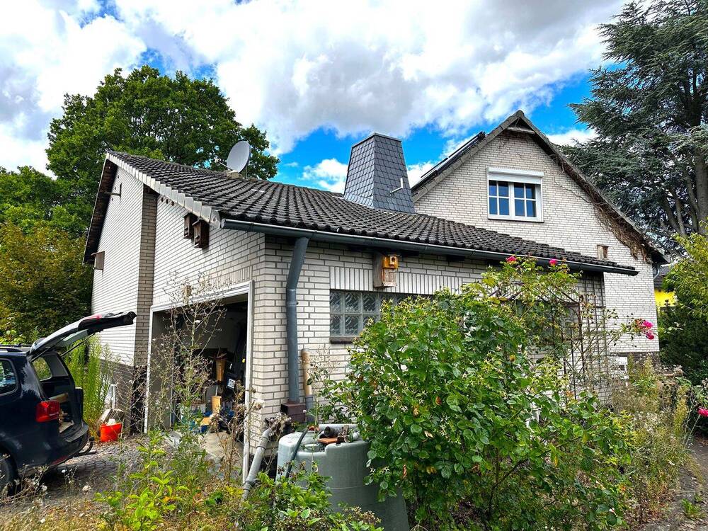 Thumbnail-Gestorf - Springe, Einfamilienhaus it viel Platz und wunderschönem Garten