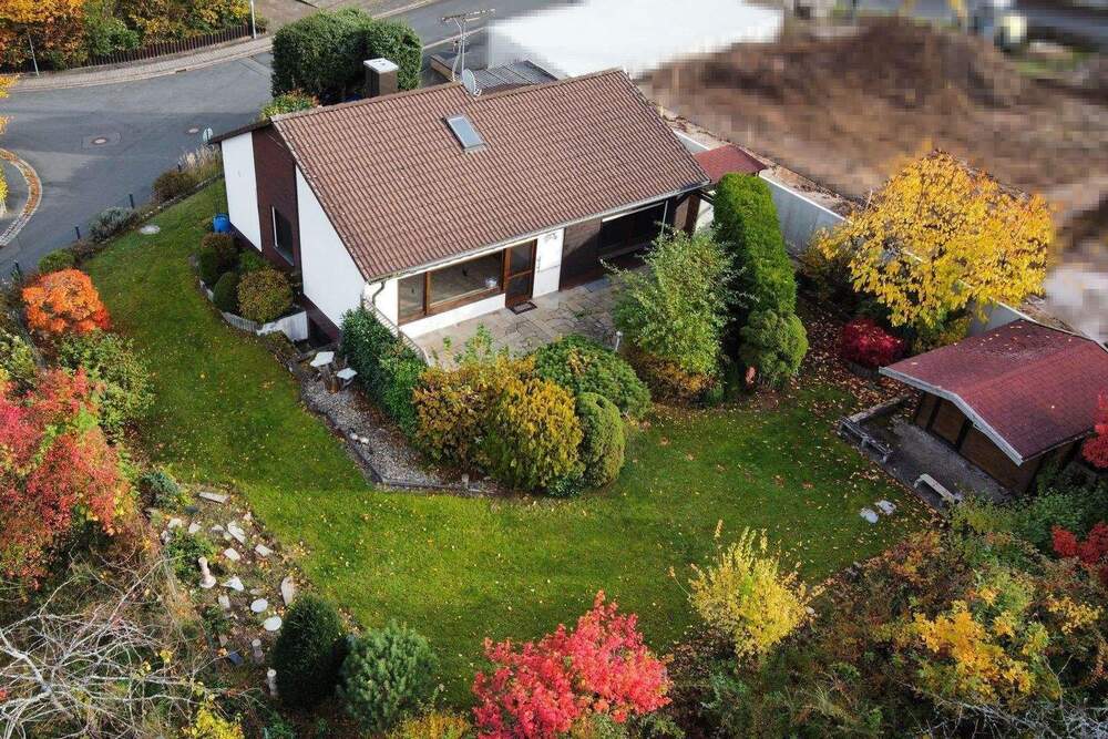 Thumbnail-Bungalow mit Weitblick und großem Garten