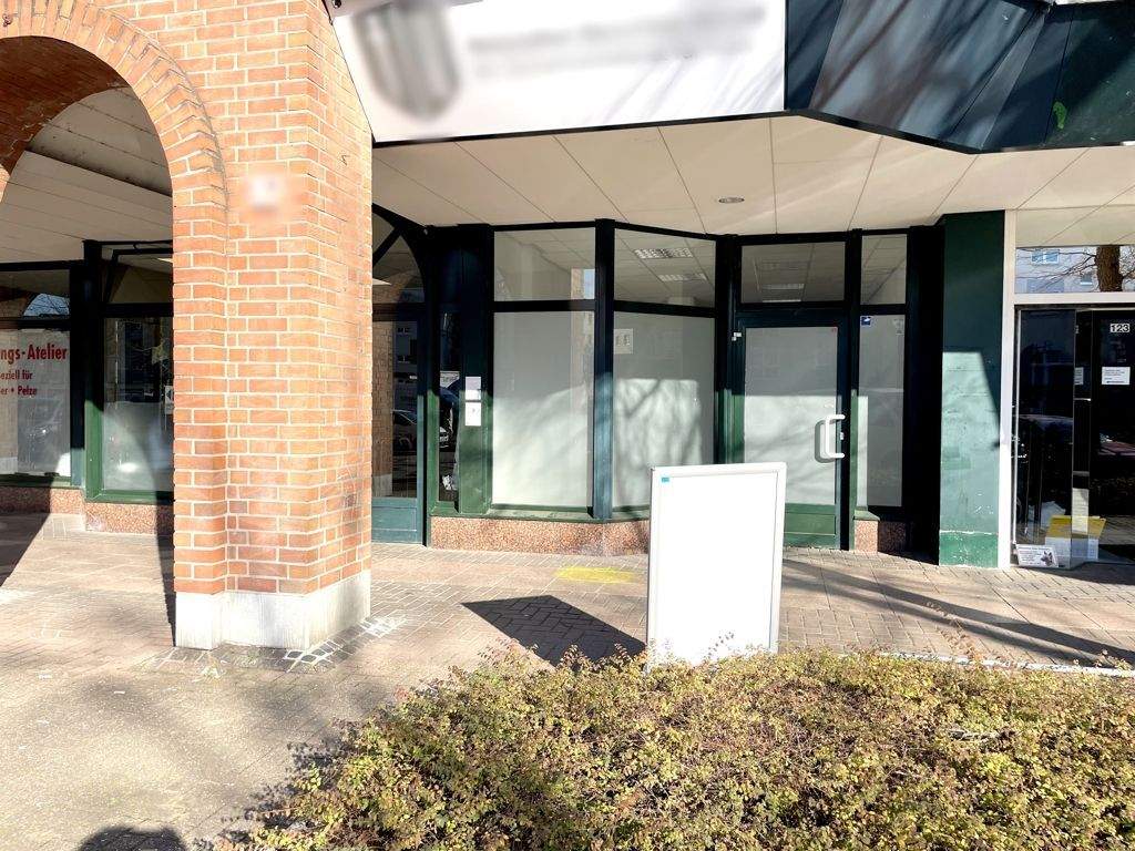 Thumbnail-+++ schönes Ladenlokal, aufgeteilt in 2 Einheiten, teils vermietet in bester Lage +++