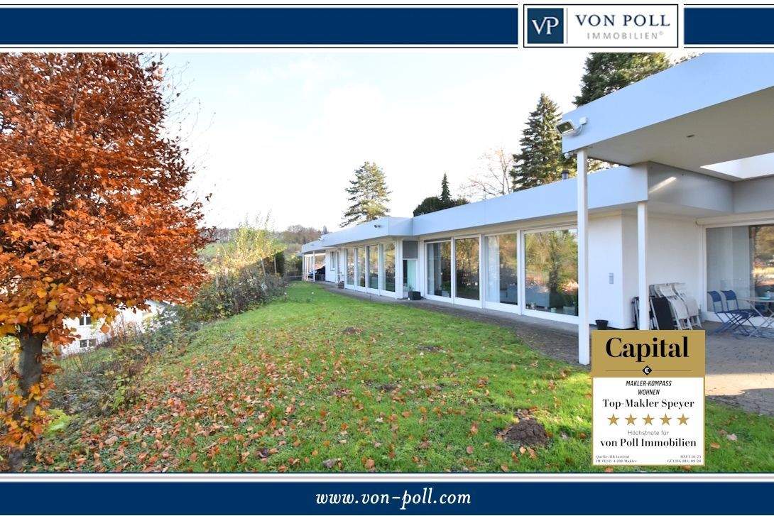 Thumbnail-Großzügiges Bungalow mit weitläufigem Grundstück, Garage und Carport