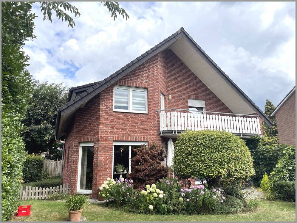 Thumbnail-Gepflegtes Einfamilienhaus mit Einliegerwohnung in zentraler Lage