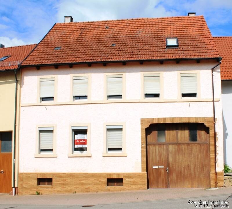 Thumbnail-Großes Haus für wenig Geld! 2 Wohnungen, viele Gewerberäume. Ideal für Partyservice - Lager - Büro