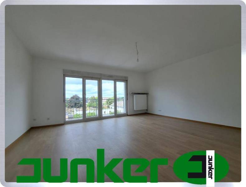Thumbnail-***Zentrale Lage Jügesheim - Top sanierte Wohnung ***