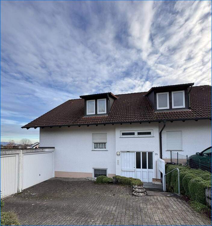 Thumbnail-STO-Wahlwies: attraktive 3,5 Zi. EG-Whg. mit großem Garten, Garage und Stellplatz, in ruhiger Lage.