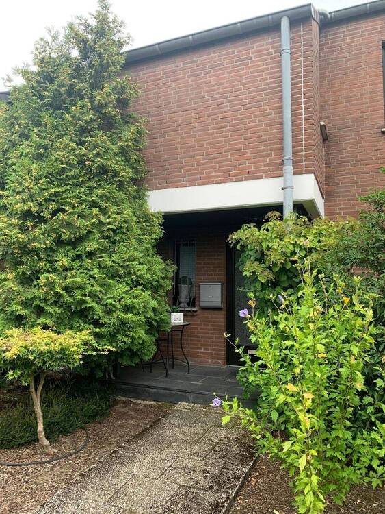 Thumbnail-Ein Juwel. Reihenmittelhaus in bester Lage von Langenfeld.