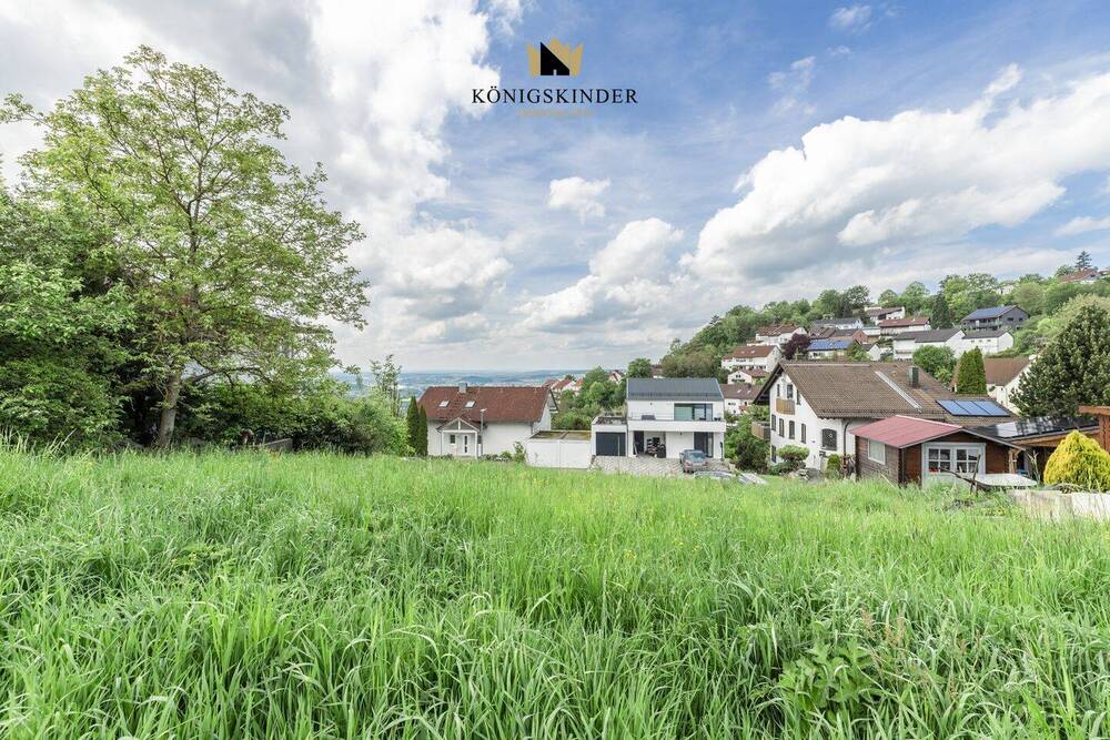 Thumbnail-Attraktives Hanggrundstück mit Bebauungspotenzial in Göppingen-Hohenstaufen