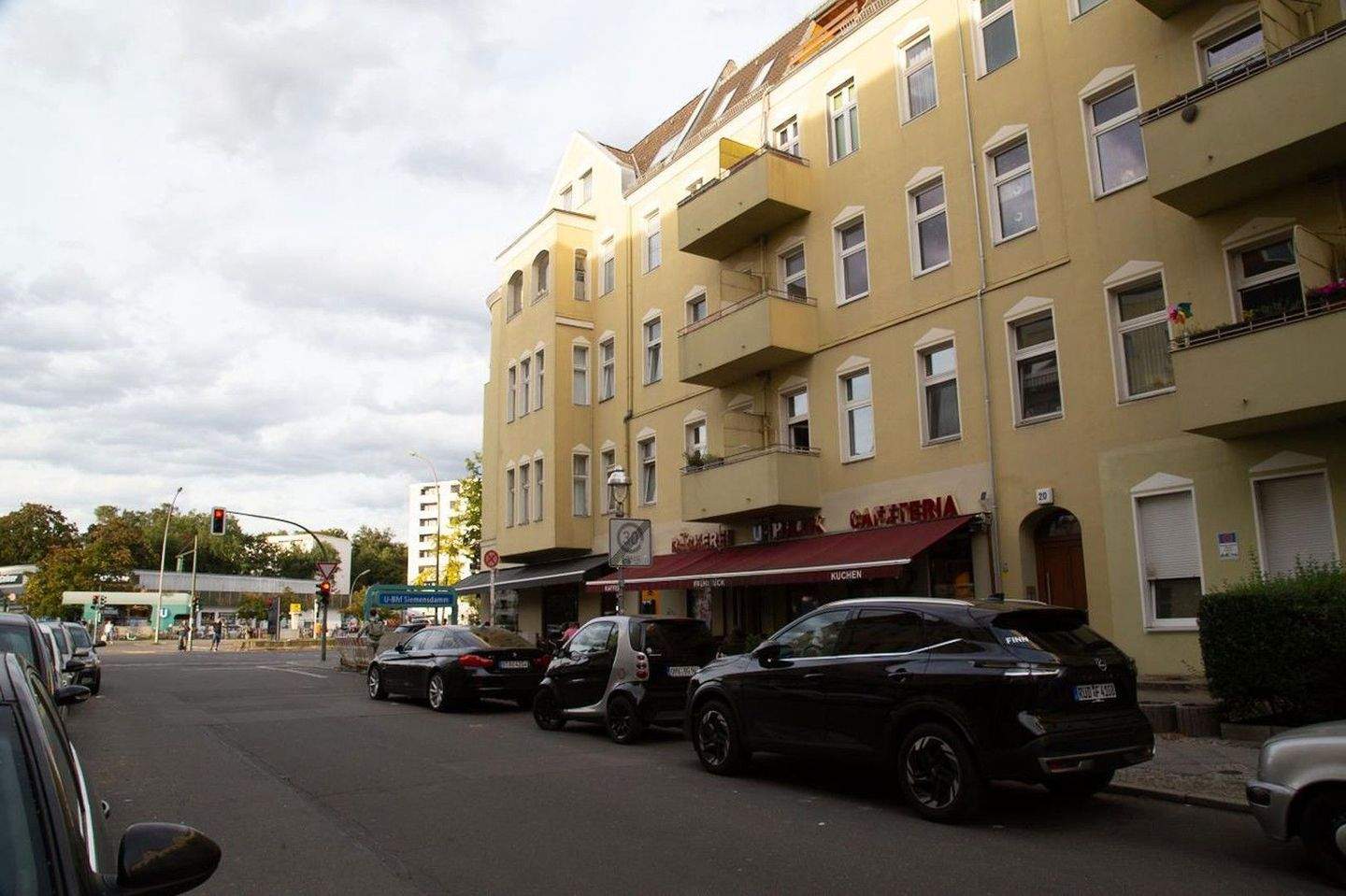 Thumbnail-2-ZWohnung mit Balkon in guter Lage Berlin Siemensstadt direkt vom Eigentümer