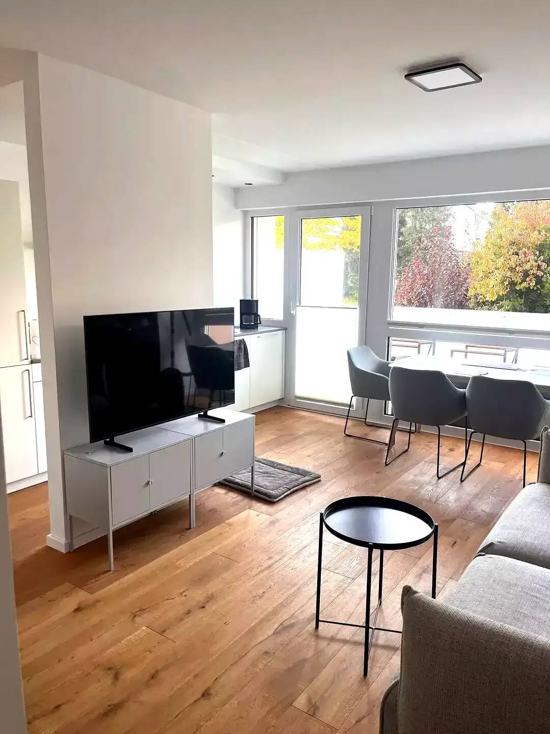 Thumbnail-Neuwertige, Erdgeschosswohnung auch als Ferienwohnung geeignet, inkl. Einbauküche und Möblierung