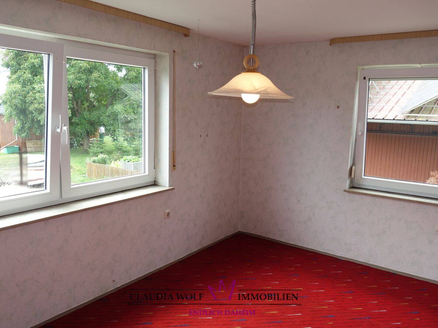 Thumbnail-*** HANDWERKERHAUS MIT GROSSEN MÖGLICHKEITEN - Einfamilienhaus mit viel Platz inkl. Garten, Garage und Scheune in Rot am See-Brettheim ***