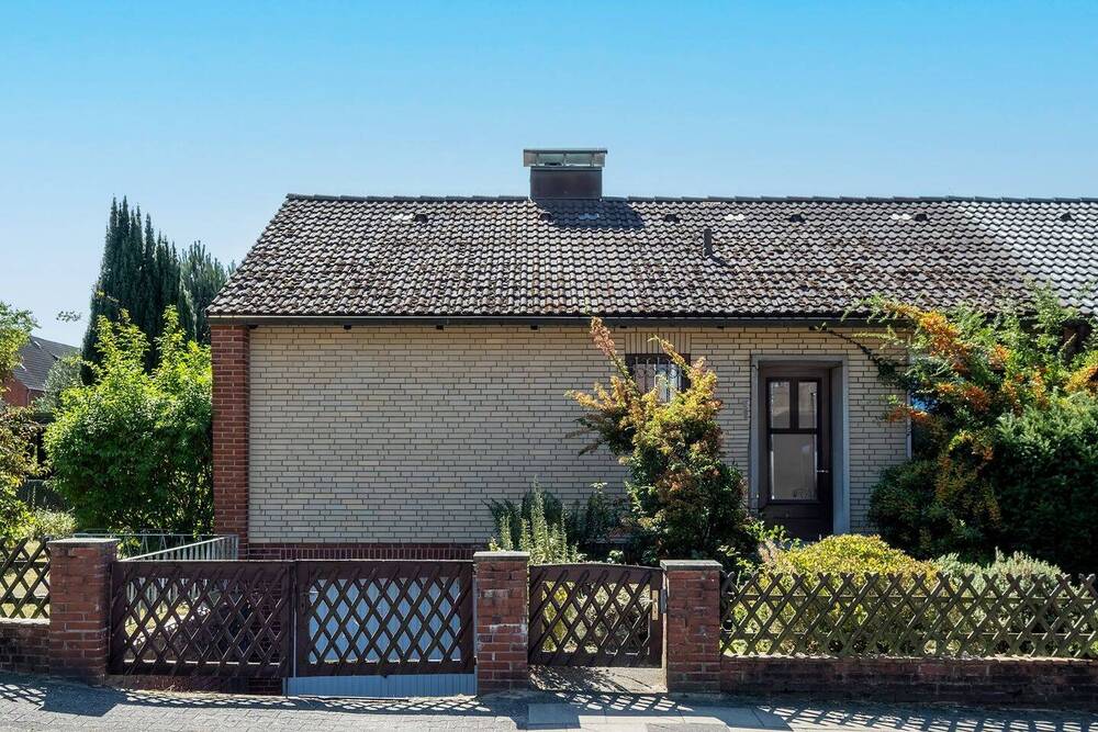 Thumbnail-Gepflegte Doppelhaushälfte mit Baugrundstück in Waldrandlage von Geesthacht