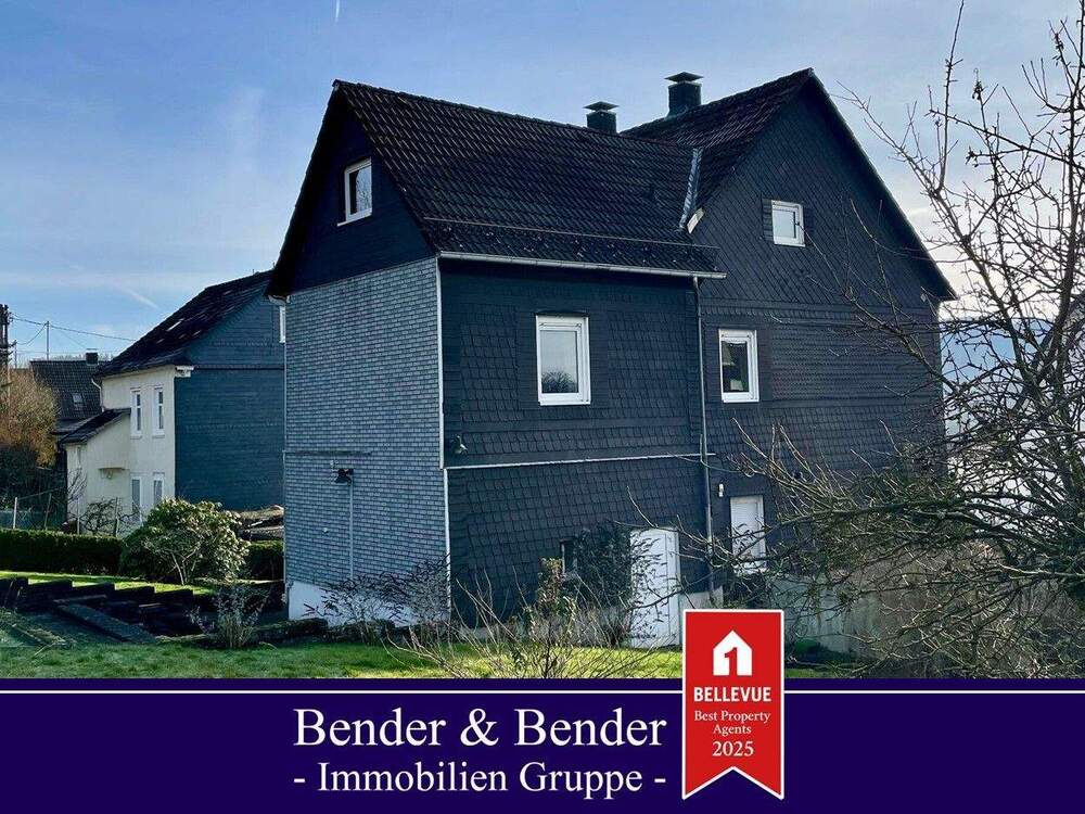 Thumbnail-Geräumiges 1-2 Familienhaus mit Garten und zwei Garagen!