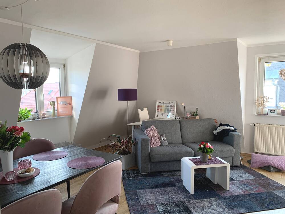 Thumbnail-Tolle Studentenwohnung * WG geeignet * im 5. OG mit Balkon u. gehobener Ausstattung *Südvorstadt*