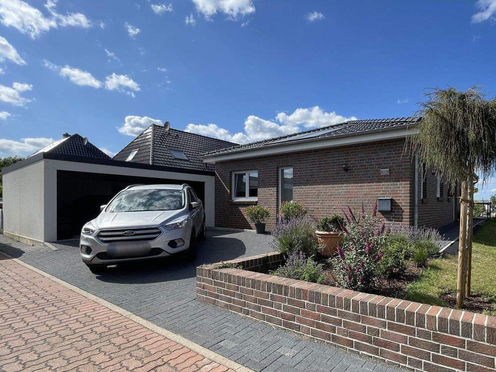 Thumbnail-Bungalow mit Wintergarten & Garage in UetzeDollbergen
