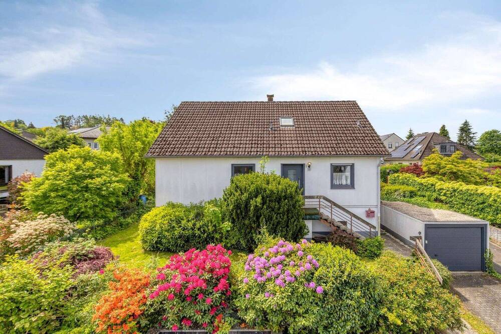 Thumbnail-Einfamilienhaus mit Potenzial auf 522 m² Grundstück - Ihr Familienprojekt in bevorzugter Lage!