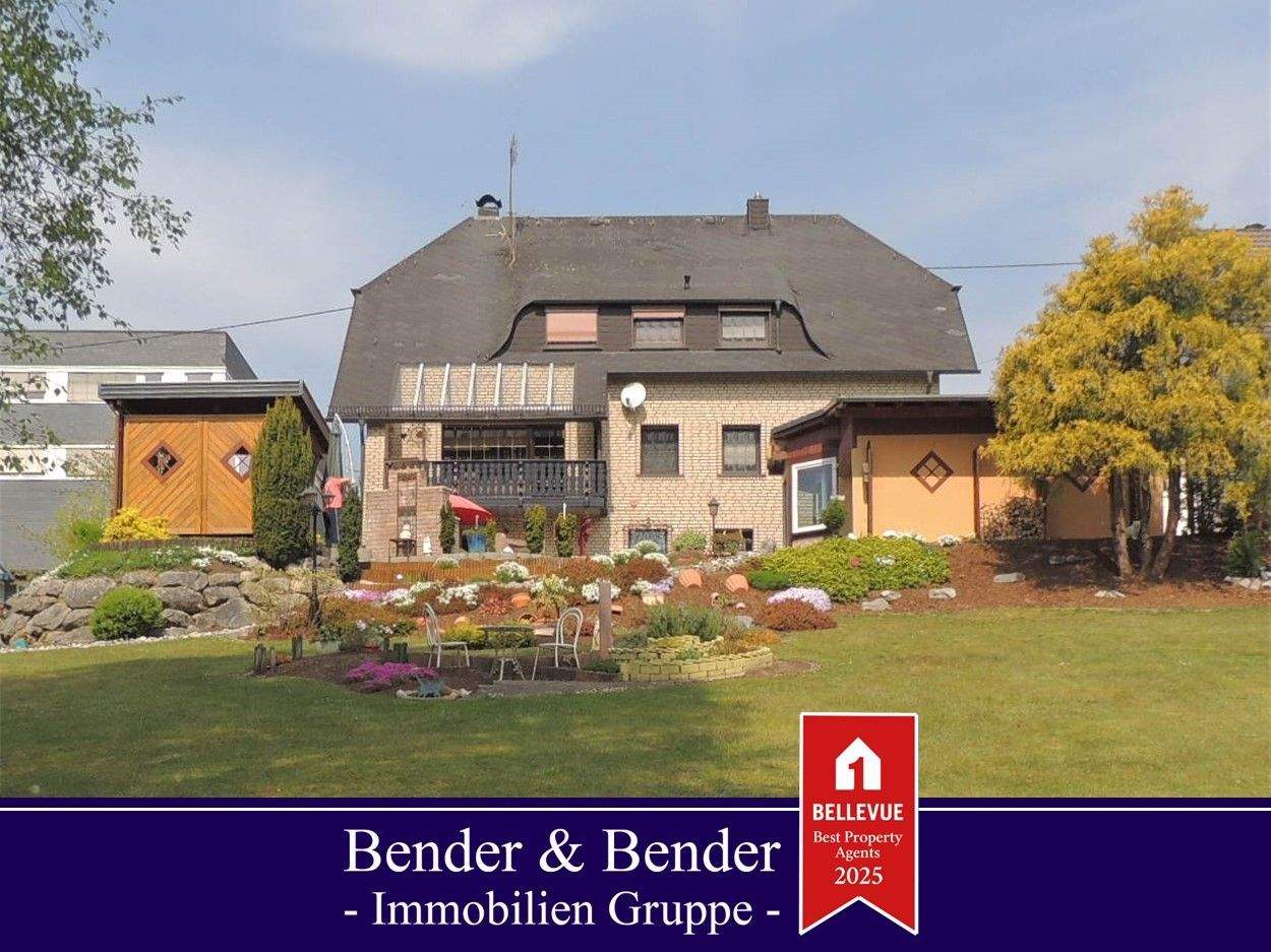 Thumbnail-Top gepflegtes Einfamilienhaus mit einer herrlichen Gartenlandschaft, am Waldrand gelegen!