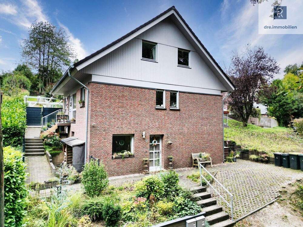 Thumbnail-Neunkirchen-Seelscheid: Wohlfühloase im Grünen mit Einliegerwohnung auf großem Grundstück