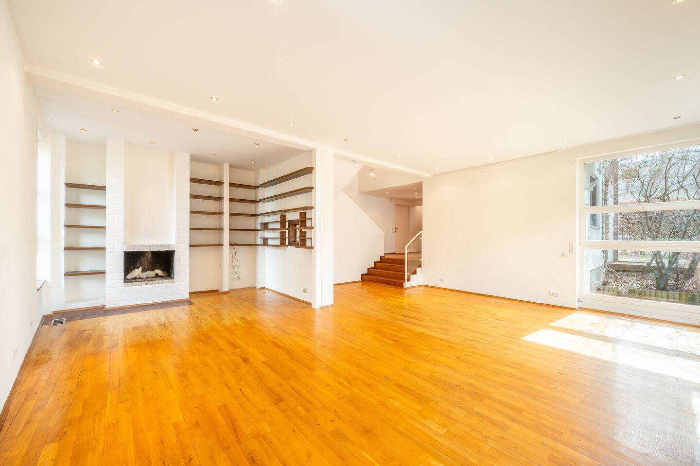 Thumbnail-AIGNER - Haus-im-Haus in Split-Level-Bauweise