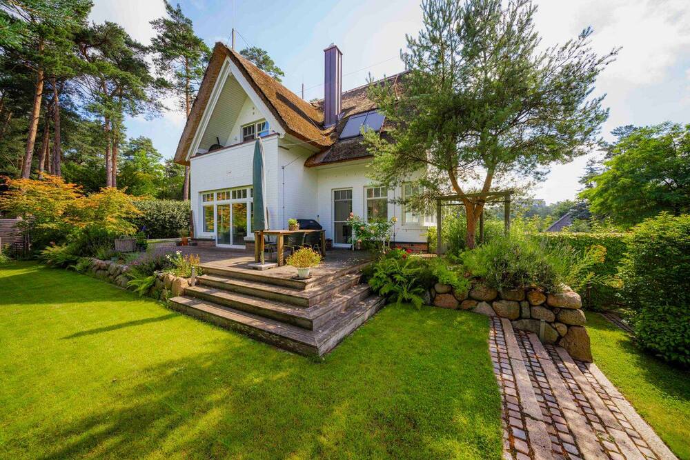 Thumbnail-Exklusives Reetdachhaus in bester Lage von Buchholz i.d.N. - Architektenhaus mit Blick ins Grüne!