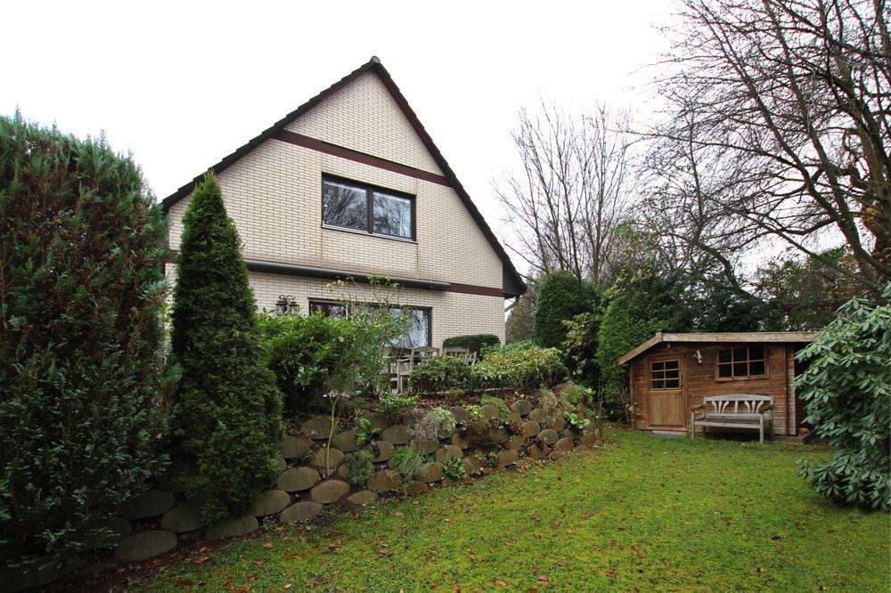 Thumbnail-Familiengerechtes Einfamilienhaus in ruhiger Wohnstraße von Poppenbüttel