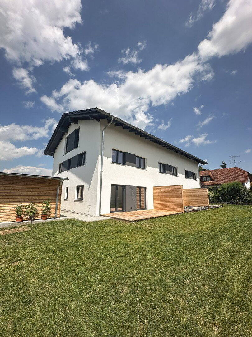 Thumbnail-Neubau-Reiheneckhaus in Top-Lage - KfW40 & provisionsfrei