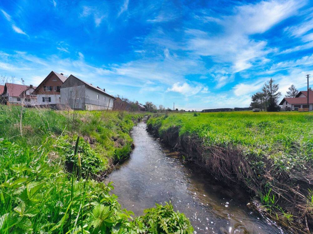 Thumbnail-Familienparadies in Haselbach: Traumhaftes Baugrundstück am Bachlauf - Ideal für Ihr Eigenheim!