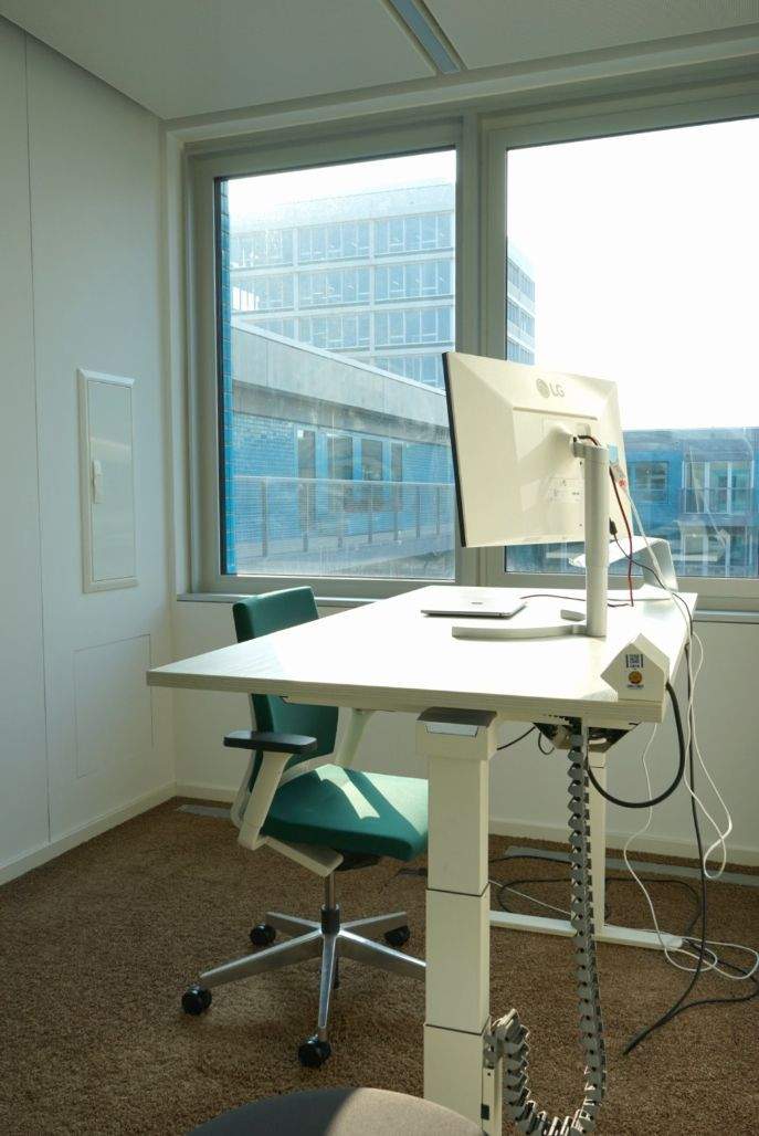 Thumbnail-Vollmöbliertes Top-Büro in Berlin - sofort verfügbar