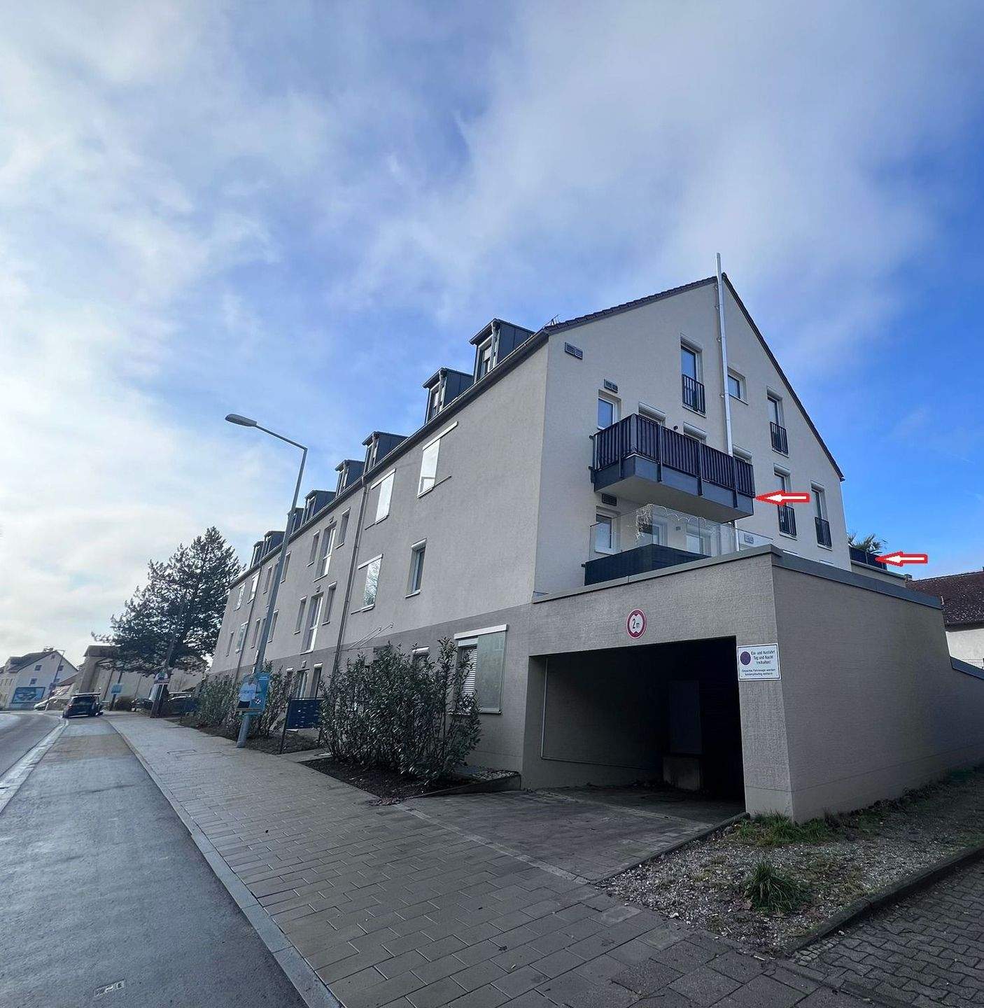 Thumbnail-Großzügige 3-Zimmer-Wohnung mit Dachterrasse, Balkon und Tiefgarage!