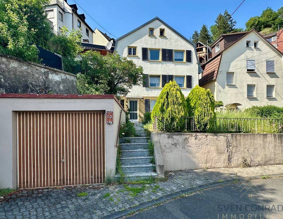 Thumbnail-Großes Potential! Sanierungsbedürftiges Wohnhaus mit toller Aussicht in Oberstein