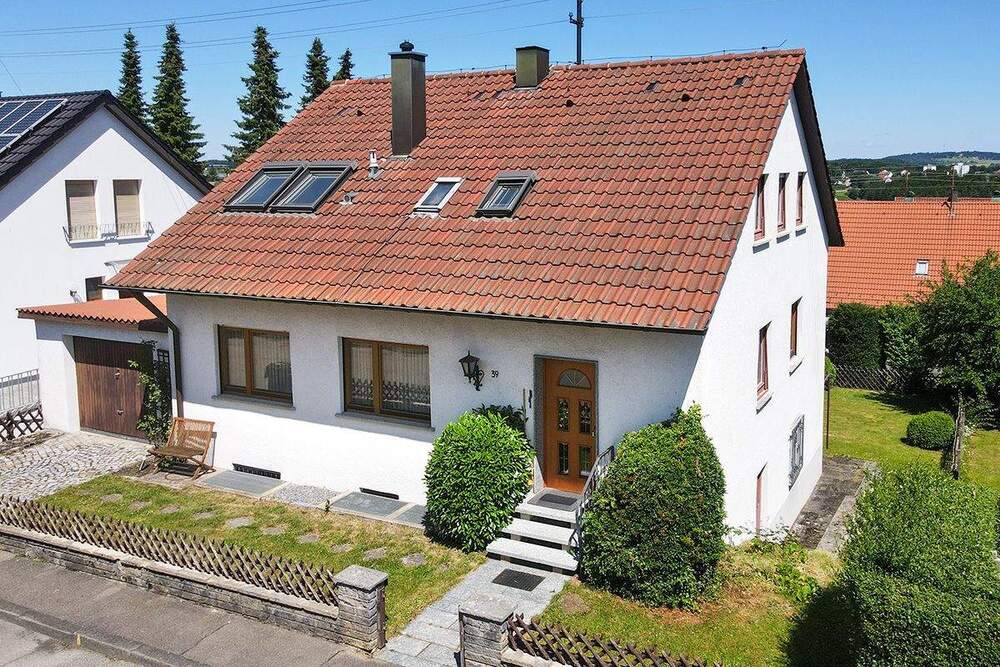 Thumbnail-Gepflegtes Familienglück mit Garten, überdachte Terrasse und moderner Heizung