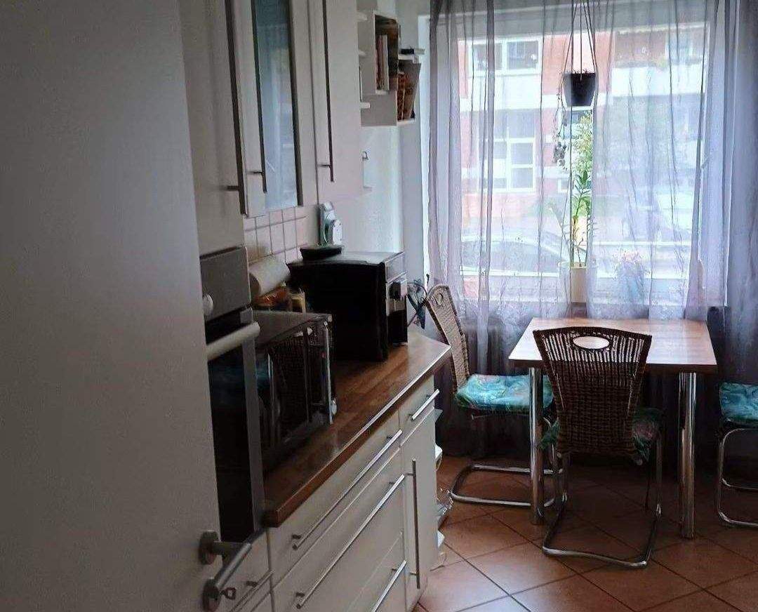 Thumbnail-**Schöne Dreiraumwohnung mit zwei Balkonen KAUFEN statt mieten!!***