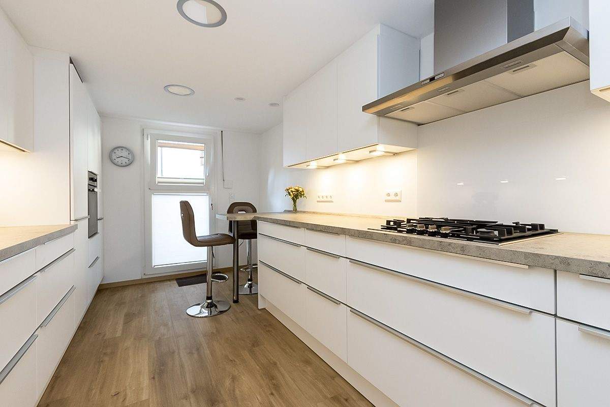 Thumbnail-Große Wohnung . eigene Terrasse in zentraler Stadtlage