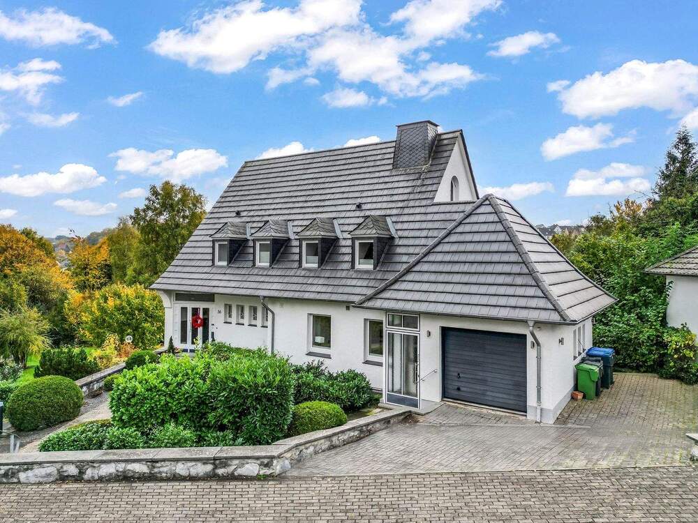 Thumbnail-Viel Platz & unverbaubare Lage - Haus mit Einliegerwohnung am Schorenweg